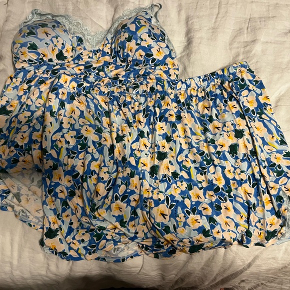 Lace Trim Sleep Cami and Short by Knix - Picture 2 of 6